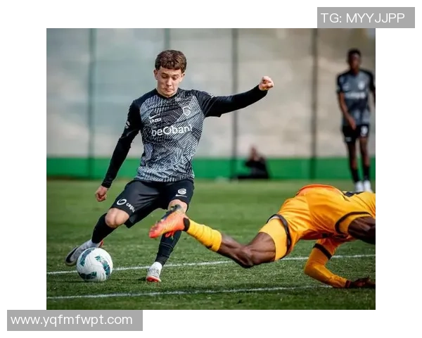 未来之星卡雷萨斯闪耀赛场亨克天才少年刷新希腊队最年轻进球纪录